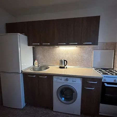 One Ptm 3 Appartement Boekarest