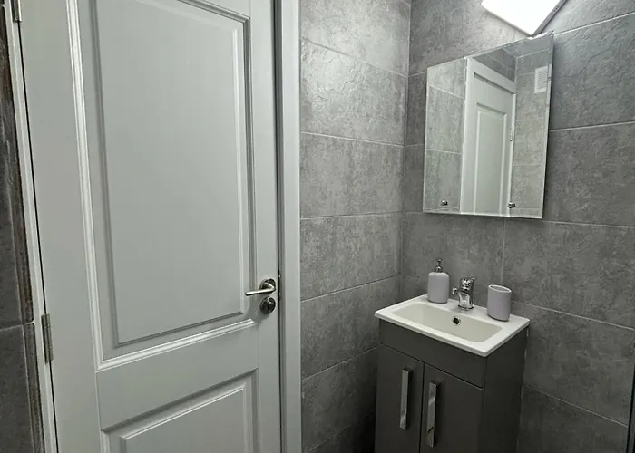 Апартаменти One Ptm 3 *